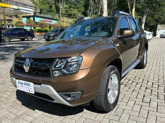 RENAULT DUSTER 2017