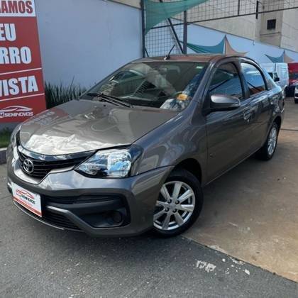 TOYOTA ETIOS 2019