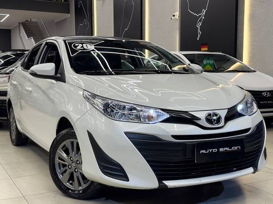 TOYOTA YARIS 2020