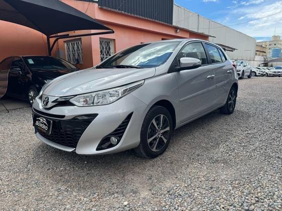 TOYOTA YARIS 2019