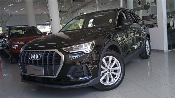 AUDI Q3 2021