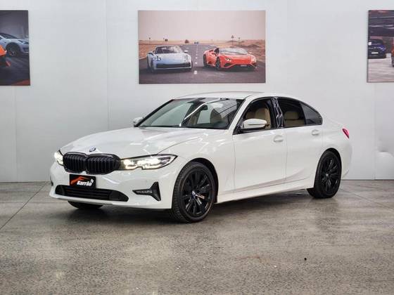 BMW 320i 2021