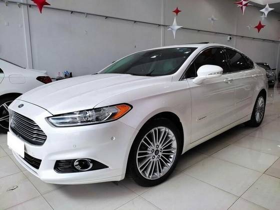 FORD FUSION 2015
