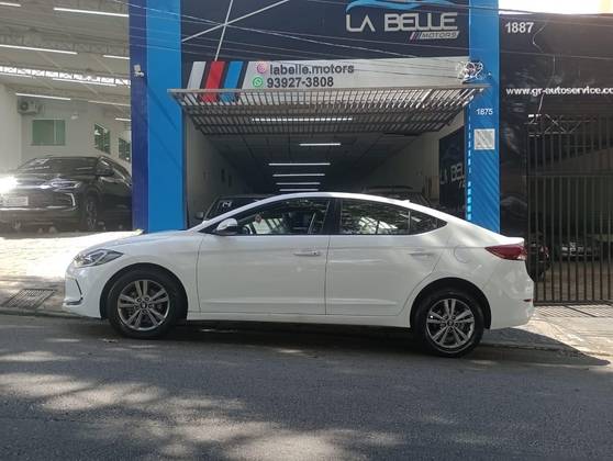 HYUNDAI ELANTRA 2017