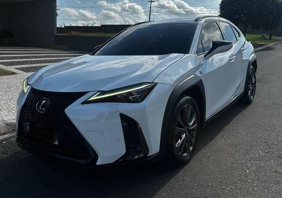 LEXUS UX 250h 2019