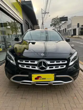 MERCEDES-BENZ GLA 200 2018