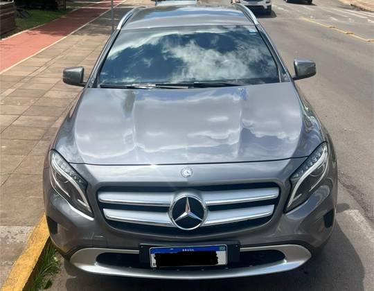 MERCEDES-BENZ GLA 200 2016