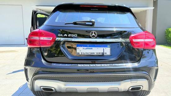 MERCEDES-BENZ GLA 250 2016