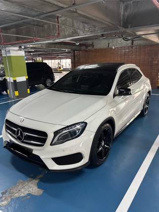 MERCEDES-BENZ GLA 250 2016