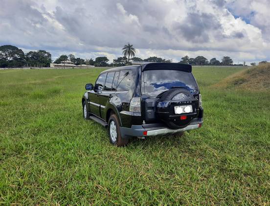 MITSUBISHI PAJERO FULL 2008