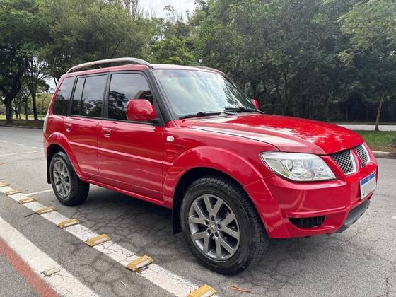 MITSUBISHI PAJERO TR4 2013