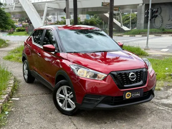NISSAN KICKS 2021