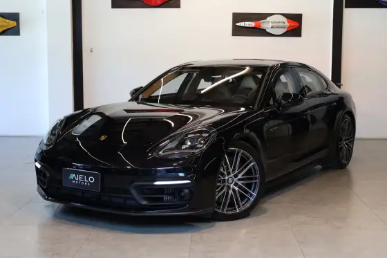 PORSCHE PANAMERA 2023
