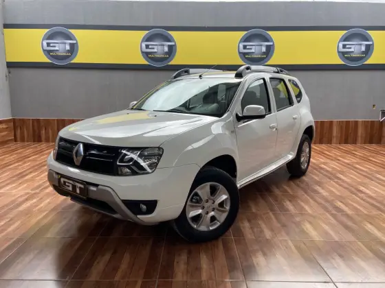 RENAULT DUSTER 2016
