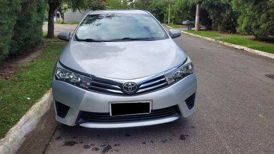 TOYOTA COROLLA 2017
