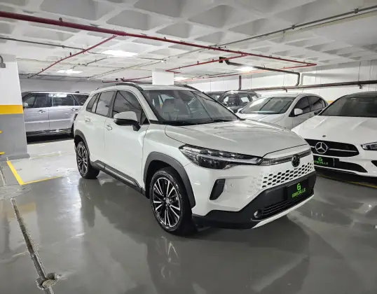 TOYOTA COROLLA CROSS 2026