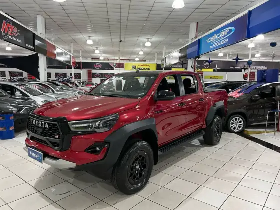 TOYOTA HILUX 2024