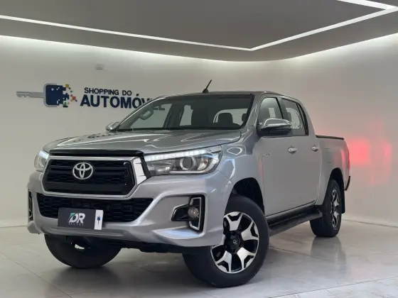 TOYOTA HILUX 2019