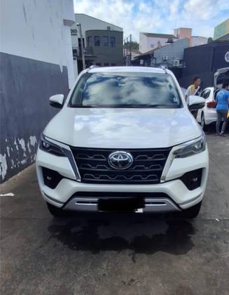 TOYOTA HILUX SW4 2021