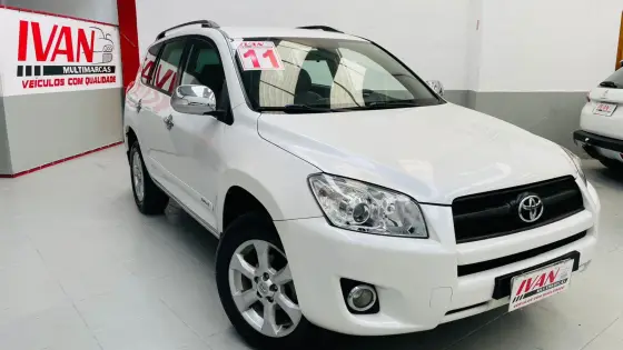 TOYOTA RAV4 2011