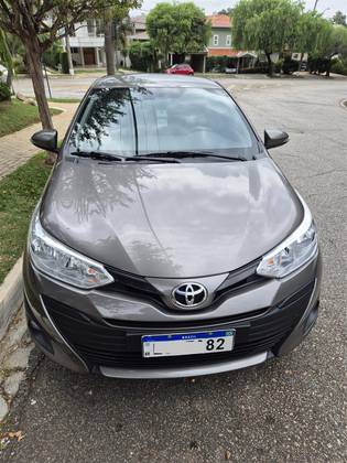TOYOTA YARIS 2021