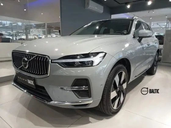 VOLVO XC60 2022