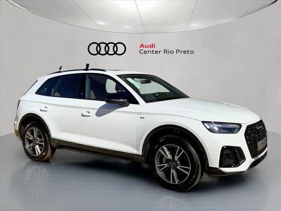 AUDI Q5 2025