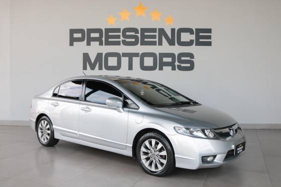 HONDA CIVIC 2011