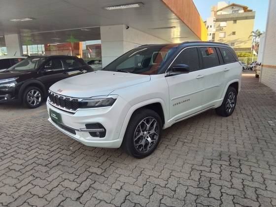 JEEP COMMANDER 2023
