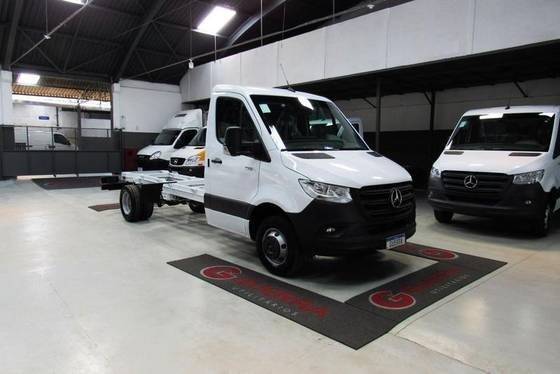MERCEDES-BENZ SPRINTER 2025