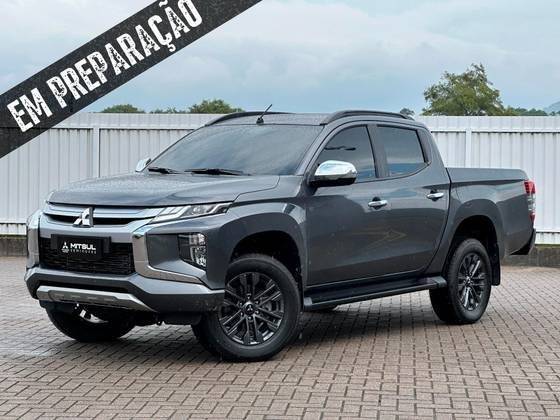 MITSUBISHI L200 TRITON 2025