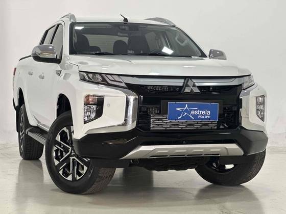 MITSUBISHI L200 TRITON 2025