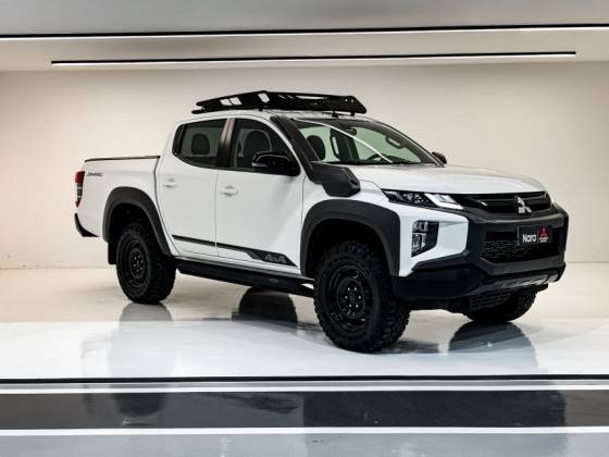 MITSUBISHI L200 TRITON 2024