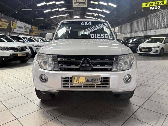 MITSUBISHI PAJERO FULL 2014