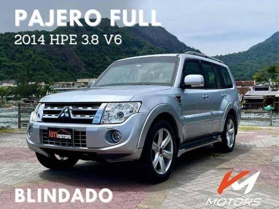 MITSUBISHI PAJERO FULL 2014