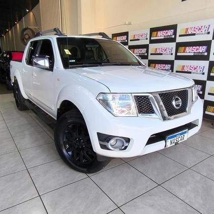 NISSAN FRONTIER 2015