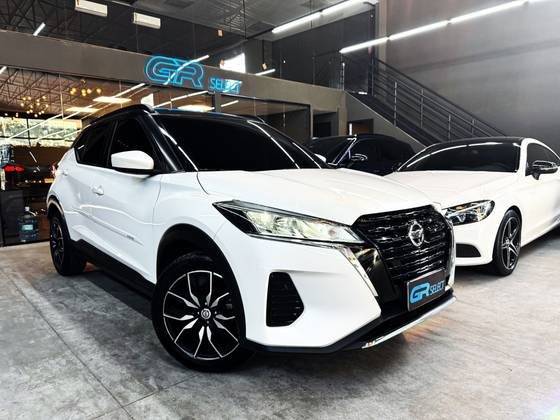 NISSAN KICKS 2022