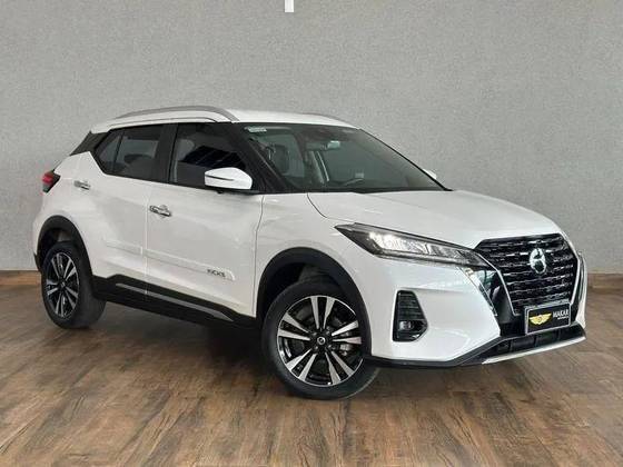 NISSAN KICKS 2022
