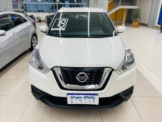NISSAN KICKS 2019