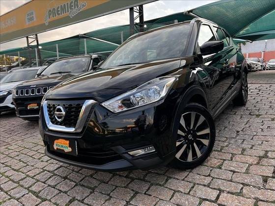 NISSAN KICKS 2017