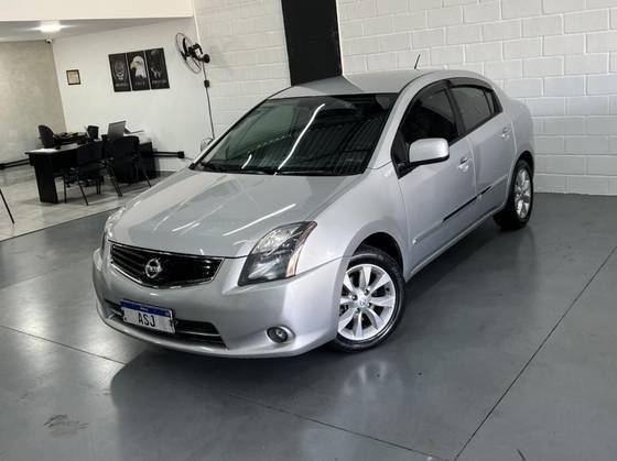 NISSAN SENTRA 2013