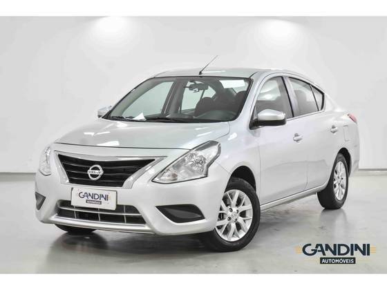 NISSAN VERSA 2018