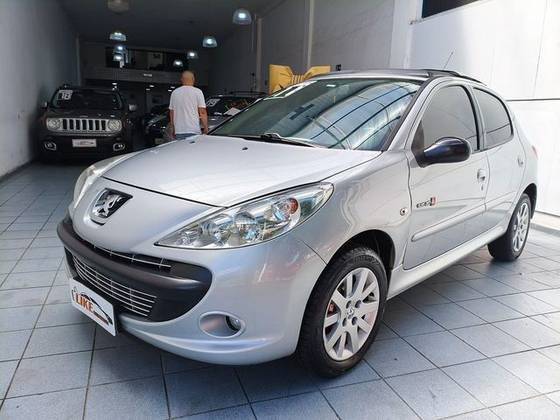 PEUGEOT 207 2011