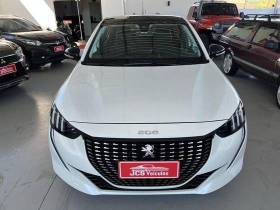 PEUGEOT 208 2021