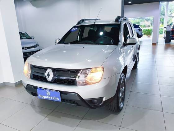 RENAULT DUSTER 2019