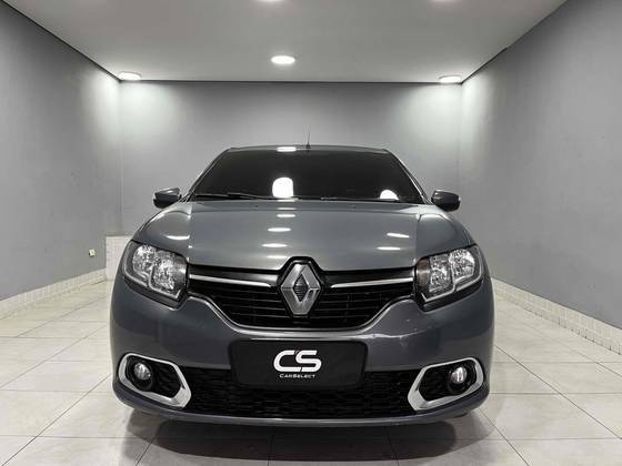 RENAULT SANDERO 2015