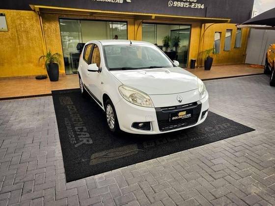 RENAULT SANDERO 2012