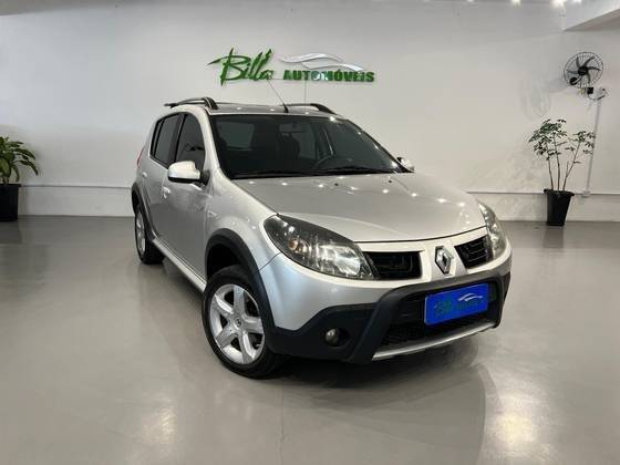 RENAULT SANDERO 2011