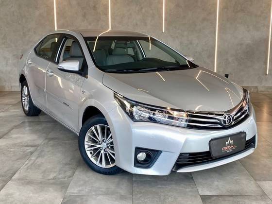 TOYOTA COROLLA 2015