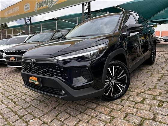 TOYOTA COROLLA CROSS 2025